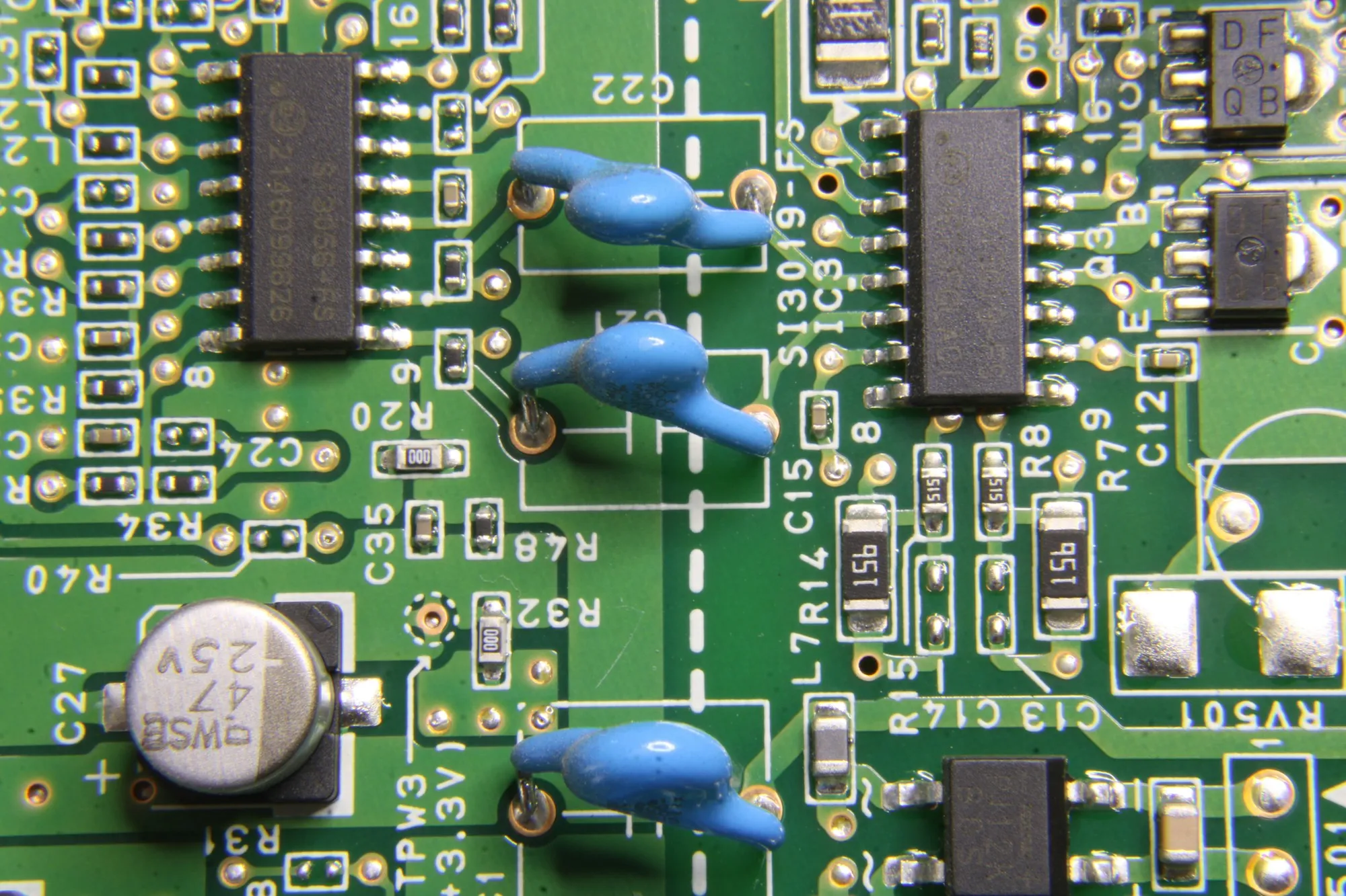 Receiving Cards / Module Control — Receiving-side control hardware for LED modules, commercial display units and custom display structures.